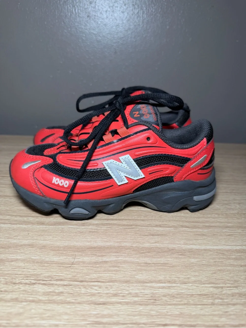 New Balance 1000 'Blast Red
